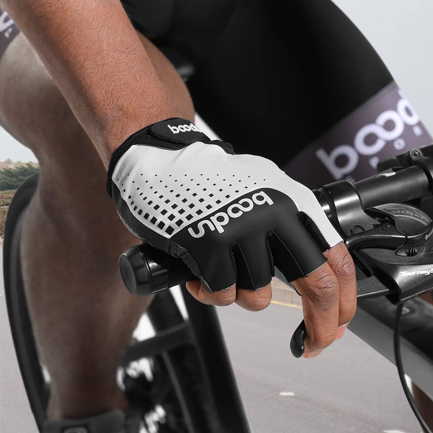 Ride in Style: Premium Half Finger Cycling Gloves for Maximum Comfort BOODUN 2101255